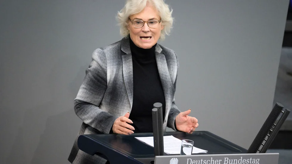 Tysklands försvarsminister Christine Lambrecht. Arkivbild.