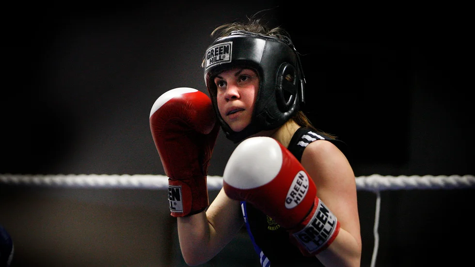 Maja Strömberg vann både ungdoms- och junior-EM under sin karriär som boxare. Tio år efter att han la handskarna på hyllan nöjer hon sig med att slå några slag på säcken ibland. 