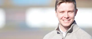Joel från Eskilstuna utsparkad från gymnasiet: "Inte så nöjda"