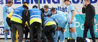 Carlgren till sjukhus efter huvudsmäll