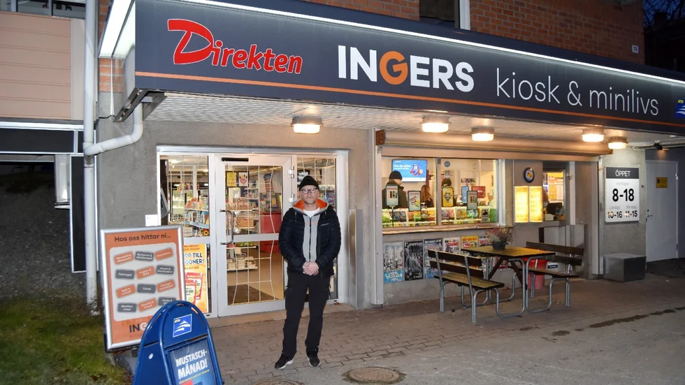 Emil Burén säljer kiosken efter fyra år.
