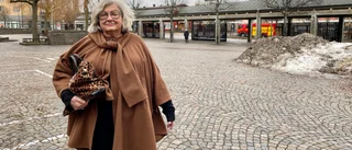 Nej till bostadshus – så vill Anita förvandla Stortorget: ✓Poliskur ✓Torghandel ✓Utegym ✓Kafé