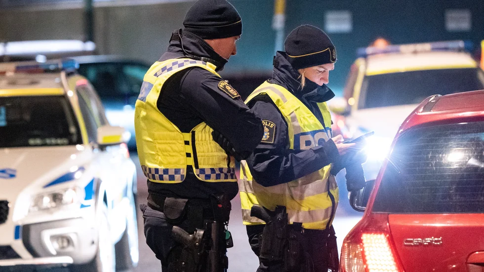 En lagändring från 1 augusti gör att Kronofogden kan utmäta på distans med hjälp av polisen. Arkivbild.