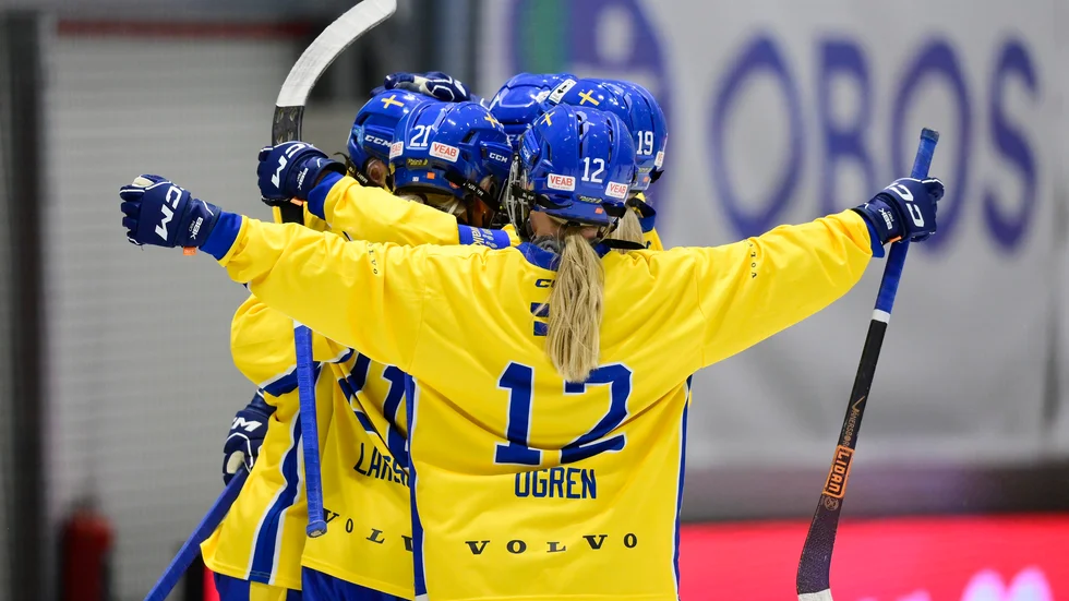 Damer och herrar kommer att spela bandy i Åby utanför Växjö – samtidigt. Mästerskapet spelas 2023. Arkivbild.