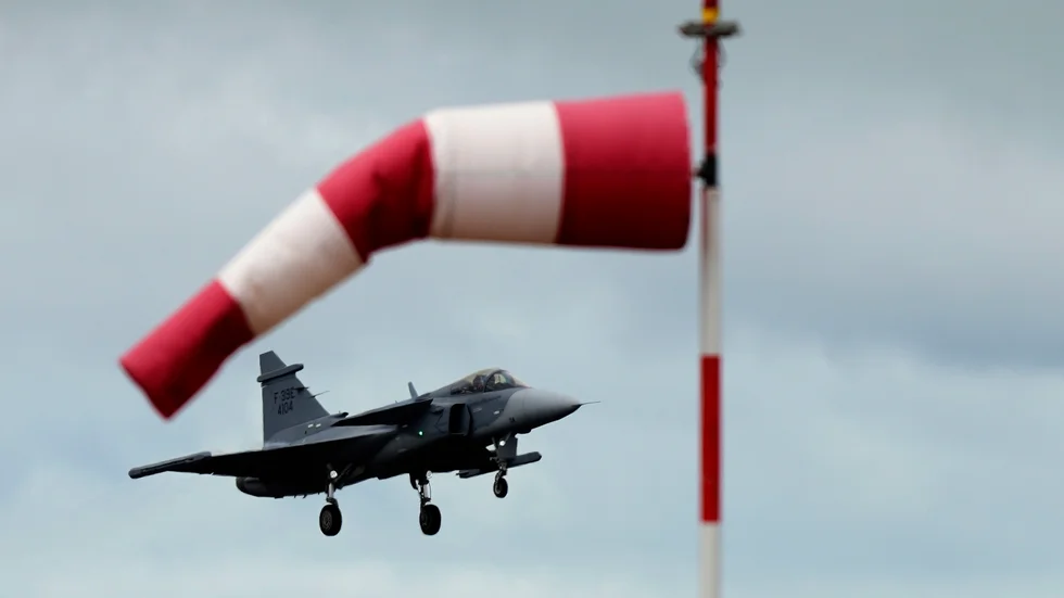 Gripen E, kallad Gripen F-39 i Brasilien, på väg att landa i samband med en uppvisning vid flygbasen i Anápolis på måndagen.