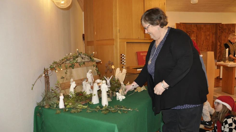 Julen är så inriktad mot familjen och har man ingen familj blir man extra ensam på julen, säger Britt Andersson, diakon i Södra Tjust Pastorat.
