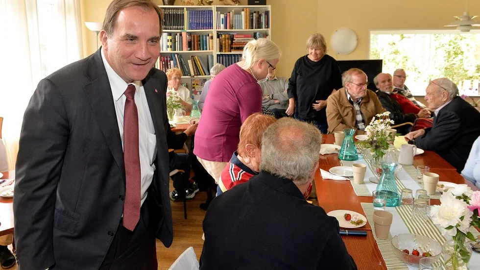 vill ha ett bättre sverige. Socialdemokraternas partiledare Stefan Löfvén och hans partikamrater vill bland annat ha ett bättre klimat för pensionärerna.