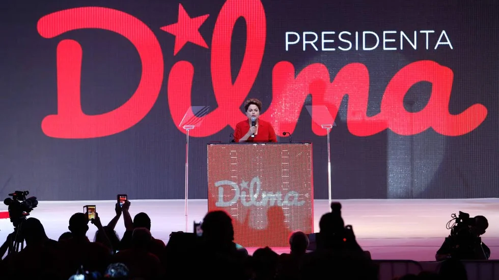 VM OCH POLITIK. Vänsterpresidenten Dilma Rousseffs chanser att bli omvald hade säkert ökat om Brasilien avancerat till final.