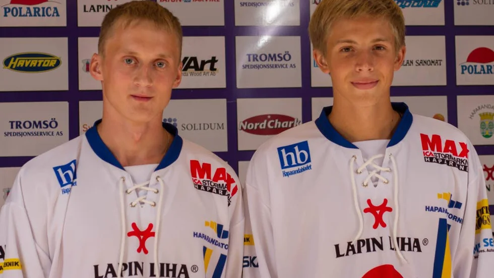 NYFÖRVÄRV. Ivan Fedorkov (till vänster) och Alexei Popov (till höger) kommer spela i HT Bandy-tröjan kommande säsong.