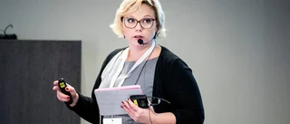 Hon vill lära eleverna att knäcka koden