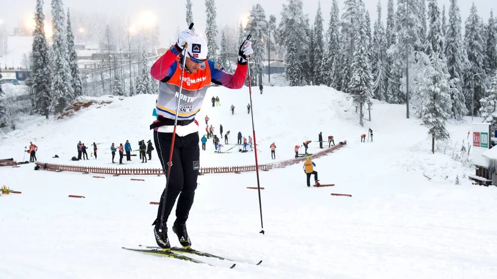 I skamvrån. Petter Northug har en hel del att bevisa i Ruka. ”Jag tror inte att allt som hänt under sommaren har påverkat Petter Northugs skidåkning negativt”, 		skriver NSD:s krönikör Pelle Johansson.