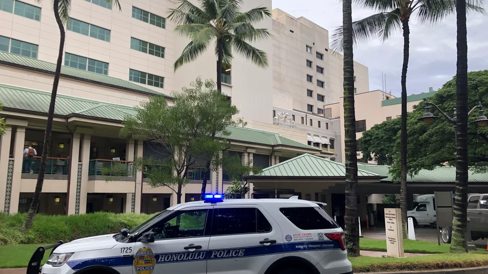 Flera av de skadade vårdas på sjukhuset Queen's Medical Center i delstaten Hawaiis huvudstad Honolulu.