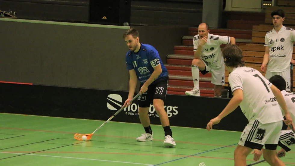 Öjebyns lagkapten Marcus Renberg var missnöjd med förlusten mot Skellefteå. (Arkivbild)