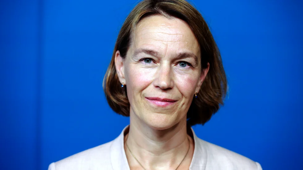 
Olivia Wigzell är generaldirektör på Socialstyrelsen sedan 2015. Den nya regeringen borde ge Socialstyrelsen i uppdrag att dra upp linjerna för en mer ingripande socialstat med syftet att lyfta bort barn från de kriminella miljöerna. 