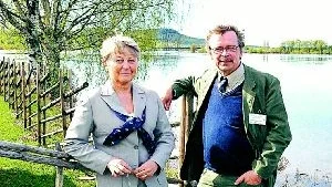 OPTIMISTER. EU-pengarna är slut, men projektledare Margareta Strömbäck och koordinator Håkan Ylienpää tror ändå benhårt på en fortsättning för Forskarstation Östra Norrbotten.