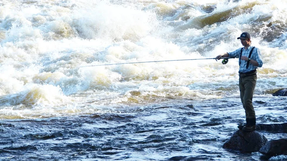 LÄGGER NED. Fiskeprofilen Lars Munk säljer sin vildmarksbutik i Pajala.