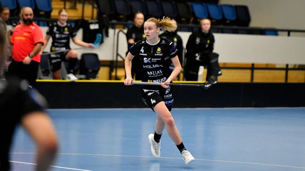 Emmy Helander är redo för Skellefteå floorball cup – innan hon ger sig ut på nya äventyr.