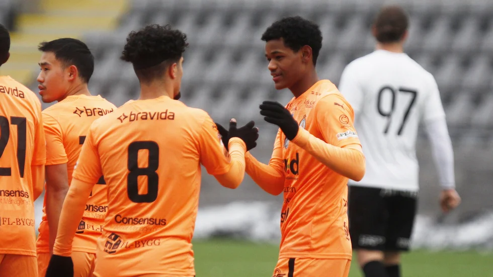 18-årige Naod Teklebrhan Ghebrekristos gjorde matchens enda mål när AFC under lördagen vann säsongspremiären på Tunavallen mot United IK Nordic.