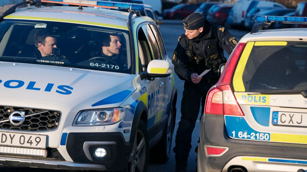 När brottsligheten ökar så så växer också antalet brottsoffer i samhället. Dagens debattör i Folkbladet framhåller särskilt det ökande antalet människor som utsätts för bedrägeribrott av olika slag. 