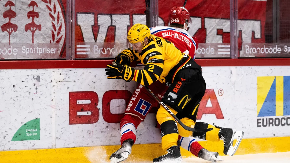 Med en individuell prestation låg nye backen Linus Högberg bakom det matchavgörande målet i Timrå.