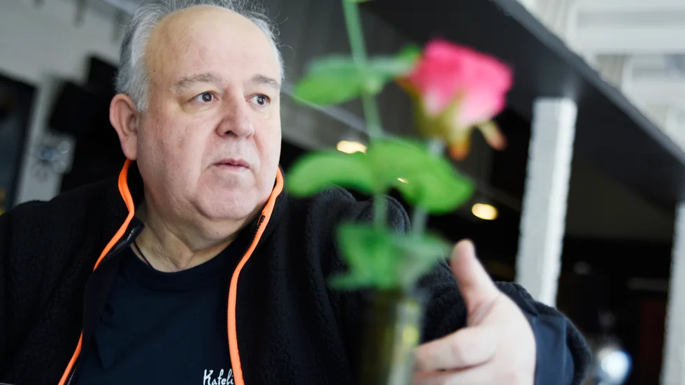 Efter många år inom Luleås restaurangvärld har Andreas Bagarias nu sålt Kafelino som han startade redan 1999. Nu ska han i några månader jobba med att servera sin grekiska mat på den internationella matmarknaden som åker från stad till stad och förhoppningen är att därefter få mer tid över för familjen.