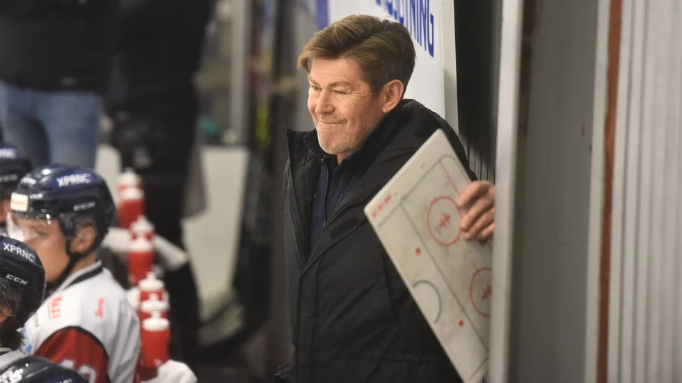 Gunnar Persson, tränare i Borås HC, ledde sitt lag till en uddamålsseger mot Vimmerby.