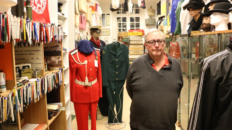 "Man får inte slänga nåt" är Leif Lidmans devis då det gäller gamla saker. "Är man osäker kan man höra av sig", säger Leif som har en passion för gamla saker med Piteåkoppling.