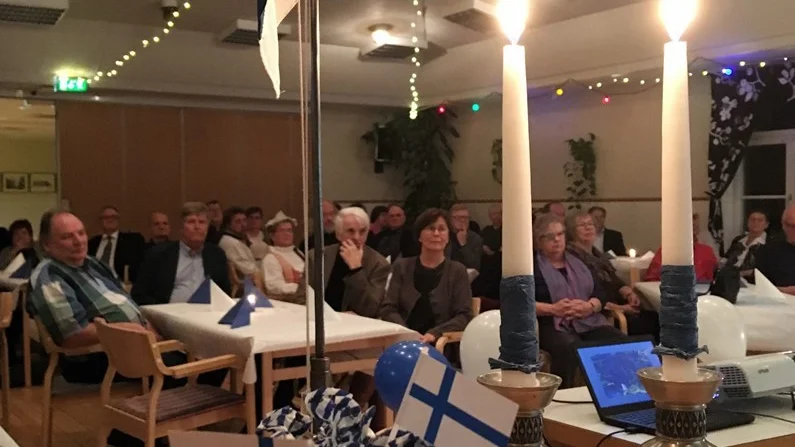 I onsdagskväll högtidlighöll Västerviks kommun att Finland fyllde 100 år. Foto: Privat
