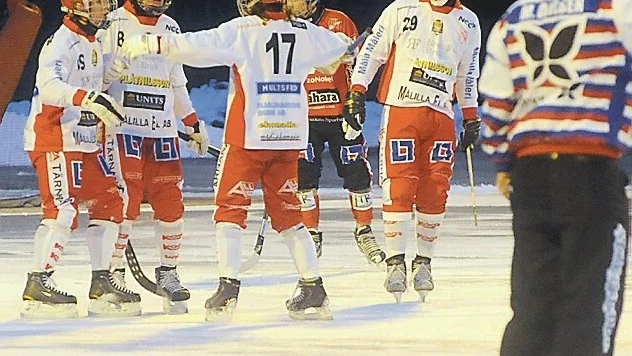 Som väntat vann Målilla över Månsarp. Matchen slutade 6-1.