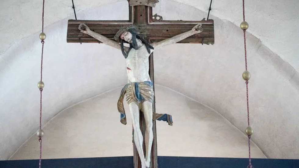 Jesus dör för våra synders skull. Denna tanke stoppade den tonåriga versionen av UNT-reportern Jeanina Santiago från att hångla. 
