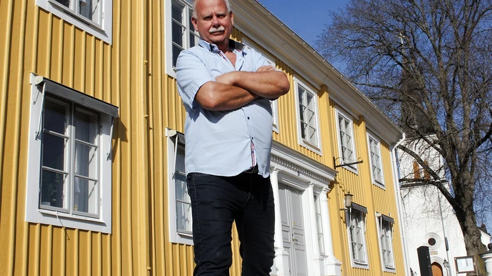 Virserums samhällsförening och Jan-Olof "Jos" Svensson protesterar starkt mot att Aspelands pastorat ska sälja ut församlingshemmet och Sockenstugan.