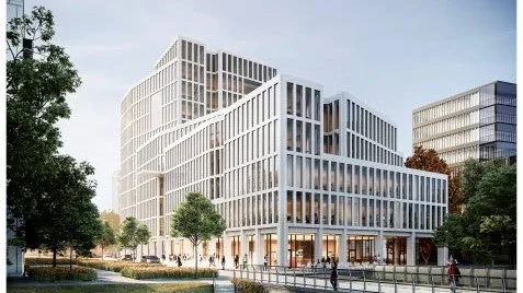 Lundbergs hus vid Stångån. Huset till höger i bild ska också byggas snart, det blir åtta våningar med 70 hyreslägenheter.