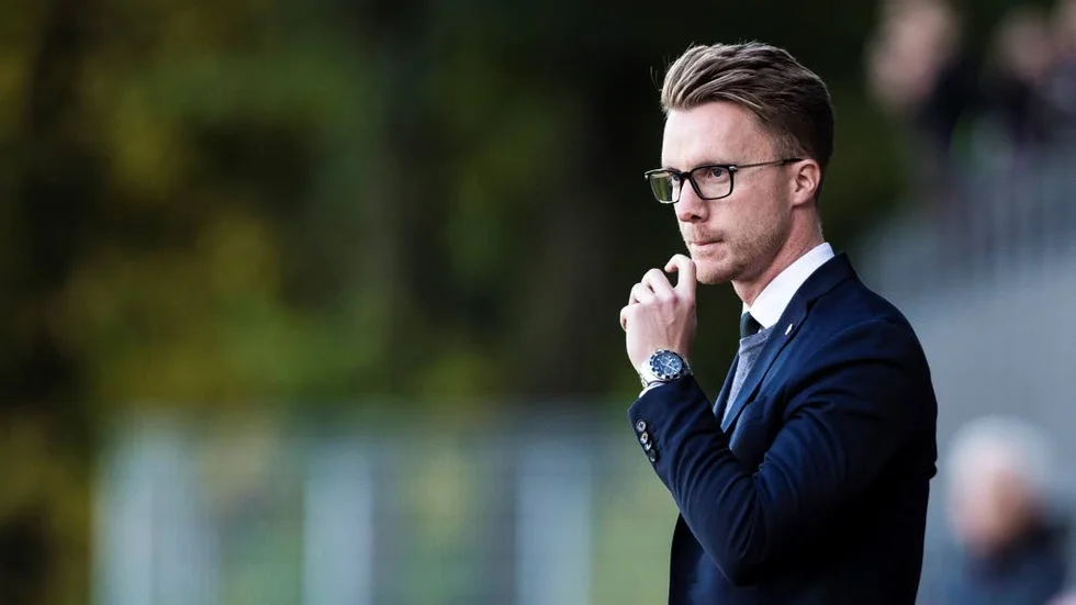 Han tar över tränarjobbet i LFC.