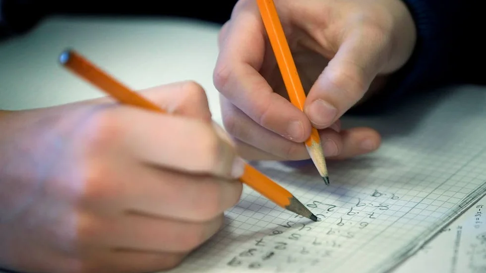 Med gemensamma krafter och statligt stöd ska fler unga i Kinda nå behörighetskraven till gymnasiet.