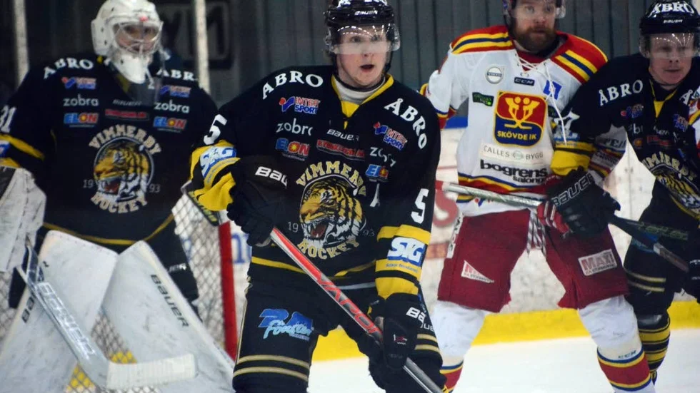 Kalle Johansson byter IK Oskarshamn mot Österrike.
