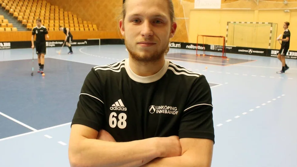 Adam Zetterström tycker själv att han gör sin bästa säsong i SSL. Men ändå tycker 22-åringen att han kan bättre. "Det går alltid att ta nästa steg och i laget jobbar vi hela tiden på att bli bättre", säger Linköpingsforwarden.