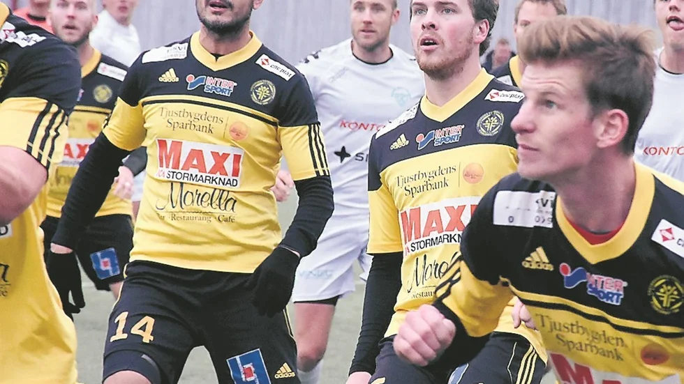 Spelarna i Västerviks FF får en ny huvudtränare 2017. Årets assisterande, Magnus Fält, tar klivet upp och ersätter därmed Thomas Kongstad.