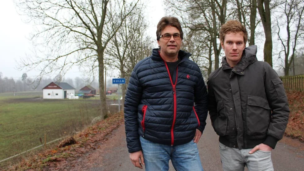 Bekymrade. Joakim Andersson och Albin Kornbeck undrar hur det ska bli vid strömavbrott, när den fasta telefonin försvinner.