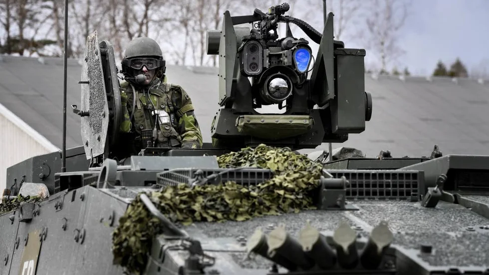 Det svenska totalförsvaret måste återuppbyggas, argumenterar Jörgen F. Ericsson.