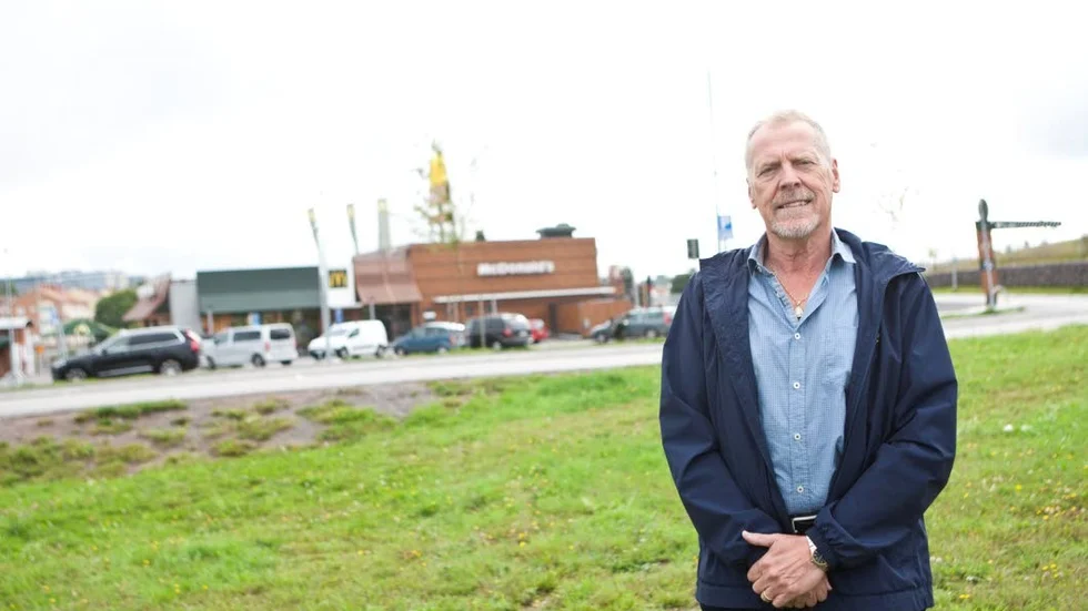 Nu fortskrider Ola Petrés planer om en affärsverksamhet i Varamon.