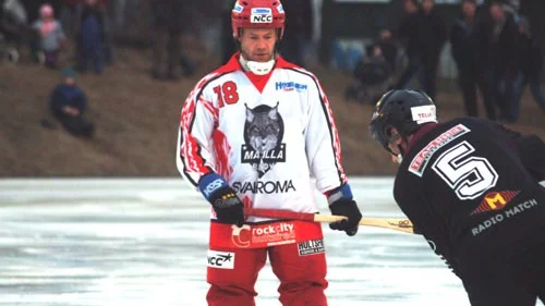 I helgen kom en ny stjärnsmäll, 2-12 mot Järhaga. Kent Henriksson gjorde ett av Målillas mål.