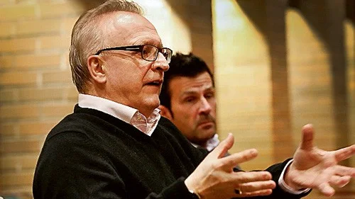 Kommunalrådet Micael Glennfalk och näringslivschefen Patrik Kinnbom lär få svårare att få företag att satsa i Vimmerby sedan investeringsstödet försvann vid halvårsskiftet.