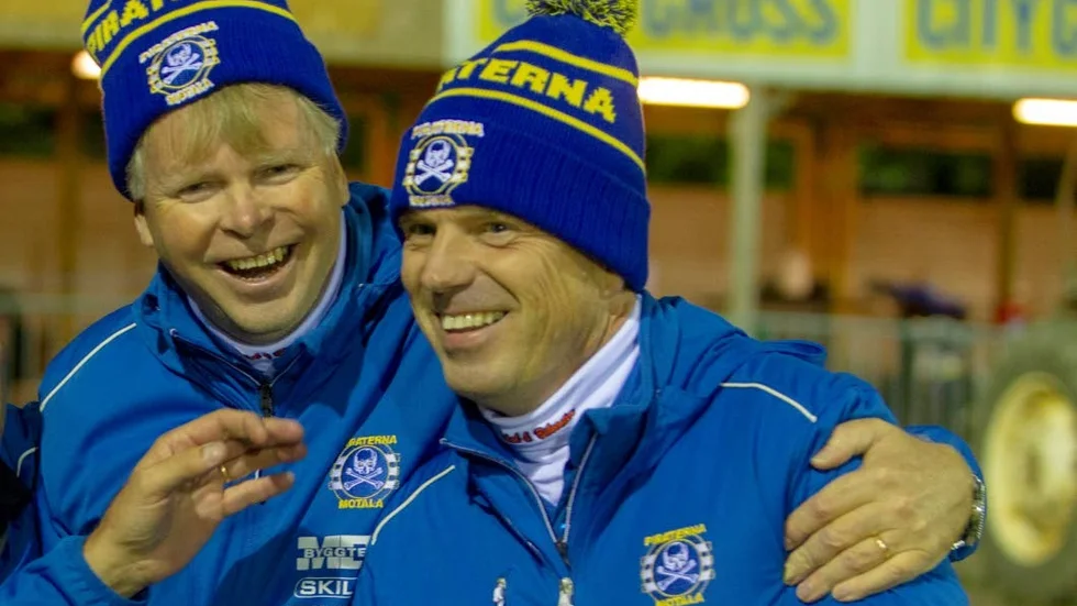 Piraternas lagledare Jerry Bengtsson och Fredrik Staaf har erbjudits nytt kontrakt och kan bli kvar i klubben.