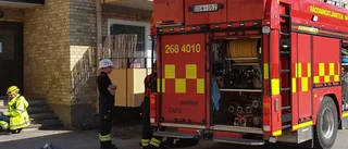 Larm om brand i flerfamiljshus