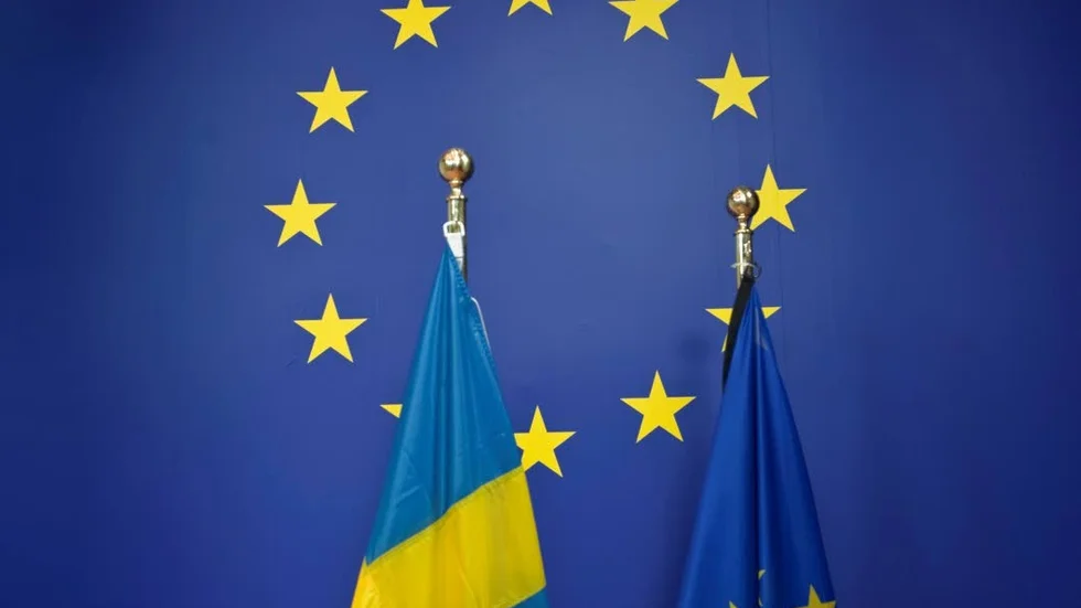 Svenskarna är mer positiva till EU-medlemskapet än någonsin, enligt en ny undersökning.