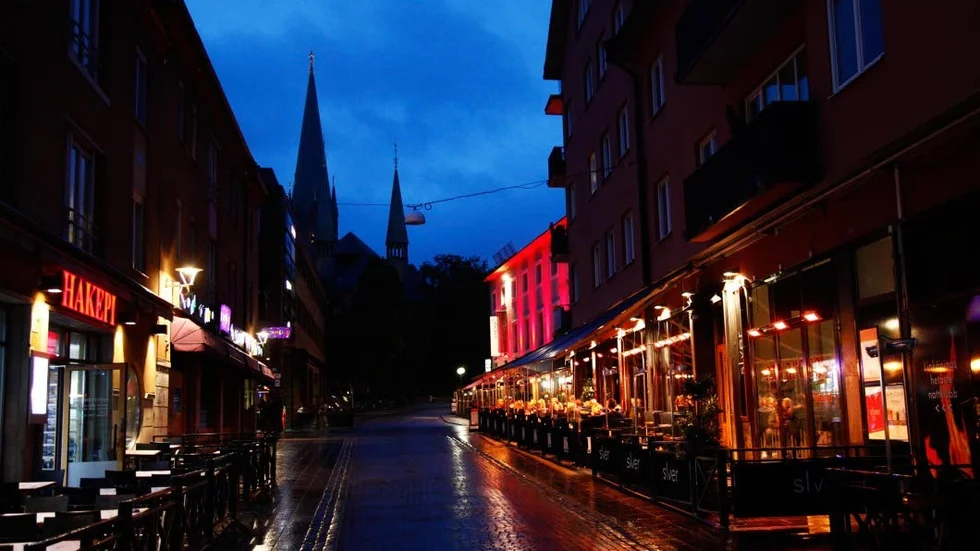 Polisen utreder en våldtäkt i centrala Linköping.