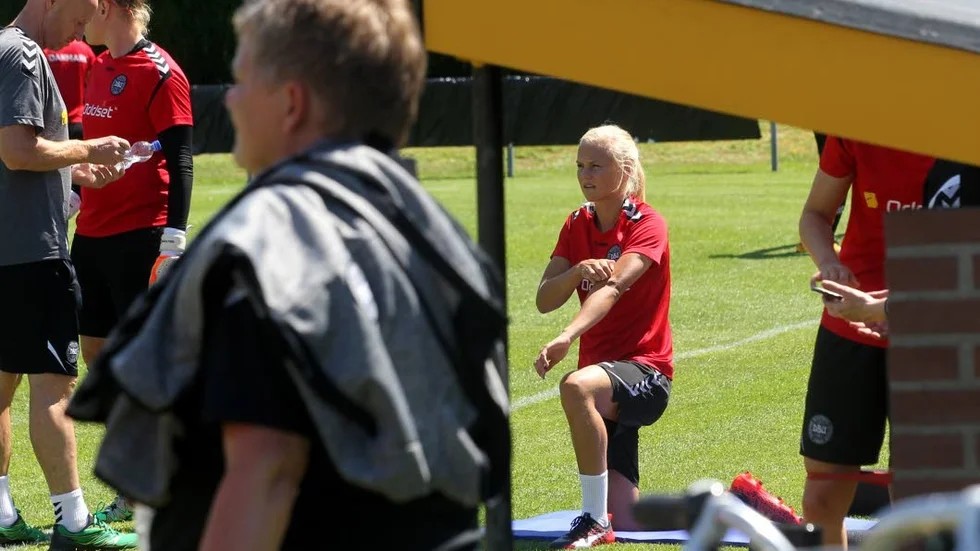 Ser bra ut. Möte med Tyskland väntar för Pernille Harder och Danmark i EM-slutspelet i Nederländerna. LFC-bekantingen är den som leder den danska offensiven.