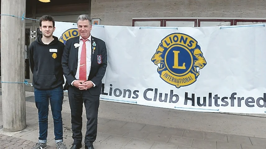 Jan Almqvist, distriktets nuvarande Guvernör tillsammans med Viktor Odegarden från Leo Club Växjö.