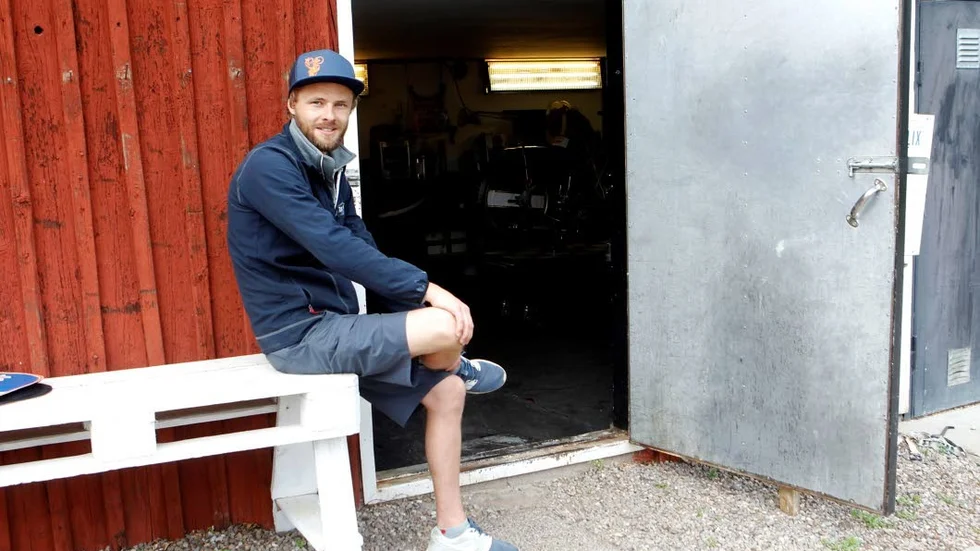 Jonas Davidsson har gjort flera säsonger för Piraterna, men i år åker han för Vetlanda. I kväll möts lagen.