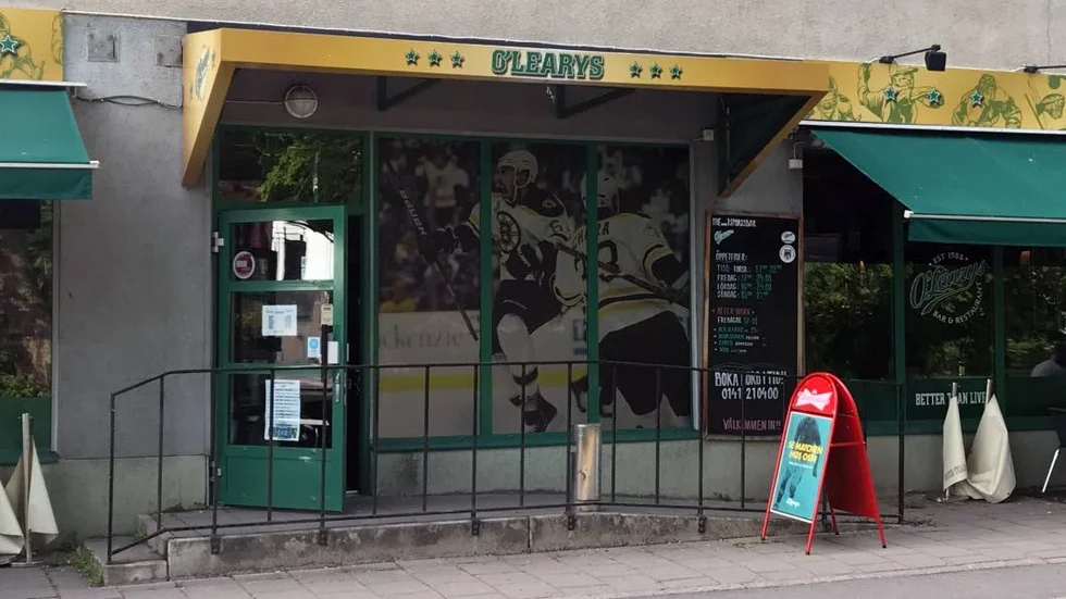 O´Learys har varit en samlingspunkt för det lokala idrottslivet under 17 år. Men nu lämnar sportbaren Motala. Det är okänt ännu vad som kommer i stället i lokalerna.